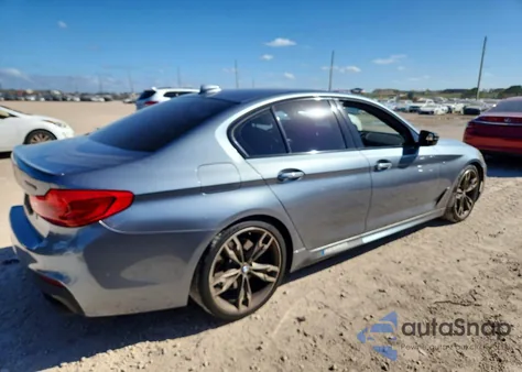 2018 BMW M550Xi z USA, uszkodzony, nr VIN WBAJB9C59JB035844